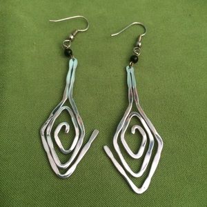 Nice metal earrings never tarnish